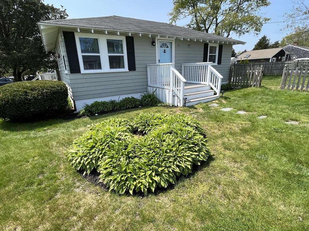 71 Donald Road Marshfield, MA 02050 - Photo 3 of 34 Gallery Image 3