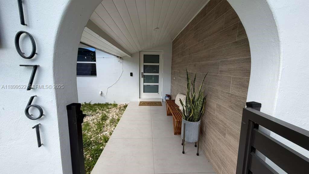 10761 Southwest 165th Street Miami, FL 33157 - Photo 2 of 23