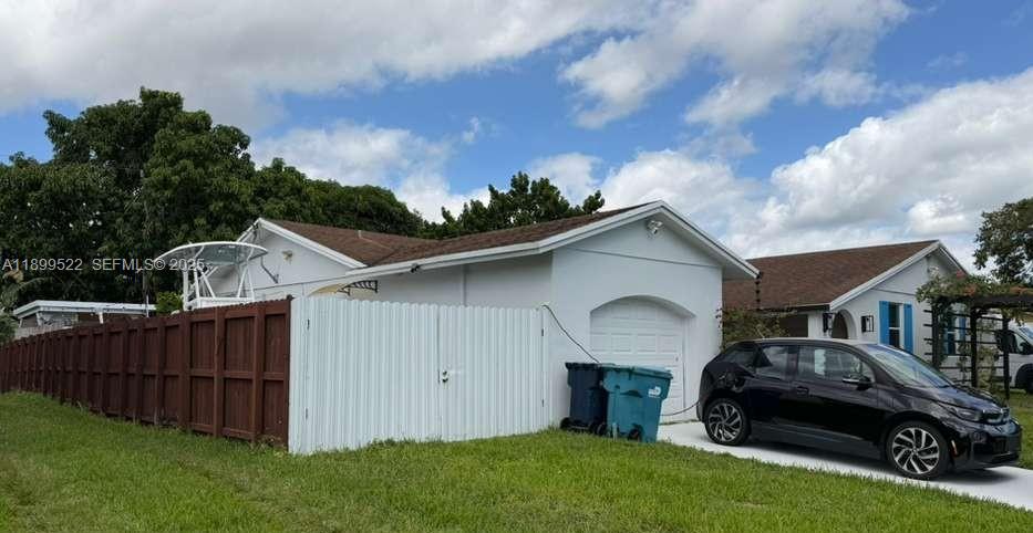 10761 Southwest 165th Street Miami, FL 33157 - Photo 3 of 23