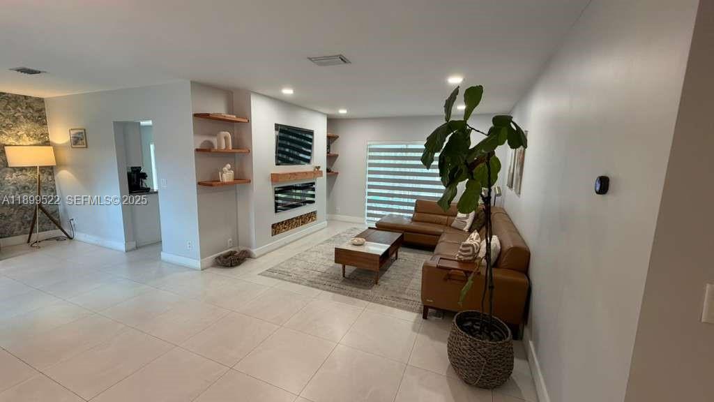 10761 Southwest 165th Street Miami, FL 33157 - Photo 9 of 23