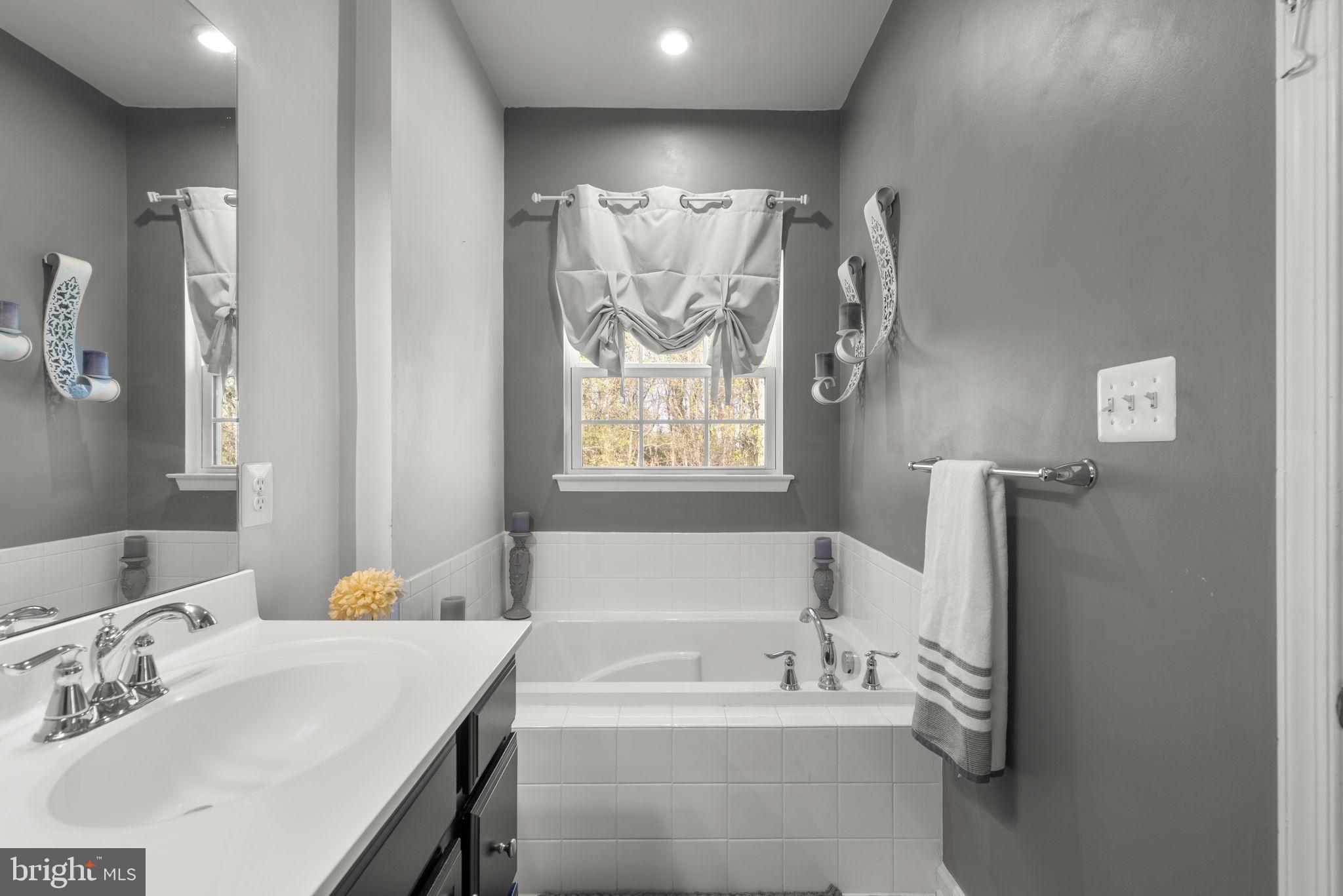 1849 Wind Gate Road Baltimore, MD 21227 - Photo 23 of 45