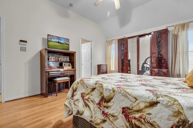 $280,000 | 1130 Fairlane Square, Channelview, TX 77530