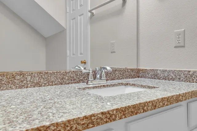 $280,000 | 1130 Fairlane Square, Channelview, TX 77530