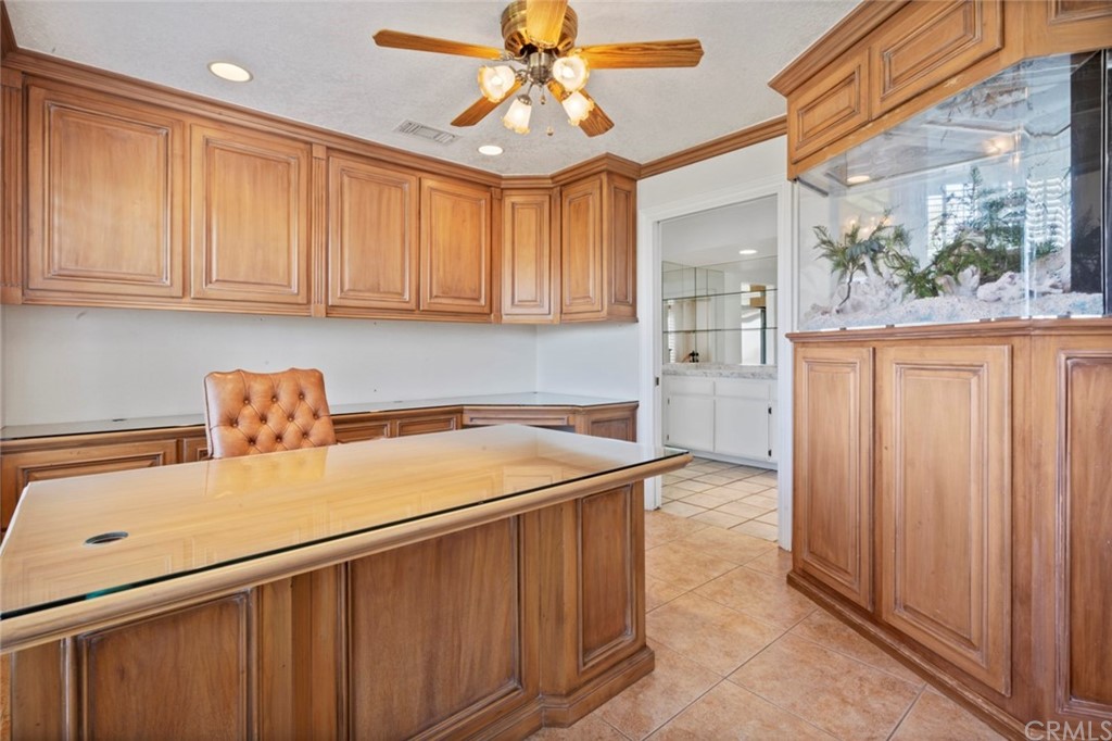 17850 Vista Del Lago Drive Riverside, CA 92503 - Photo 25 of 43