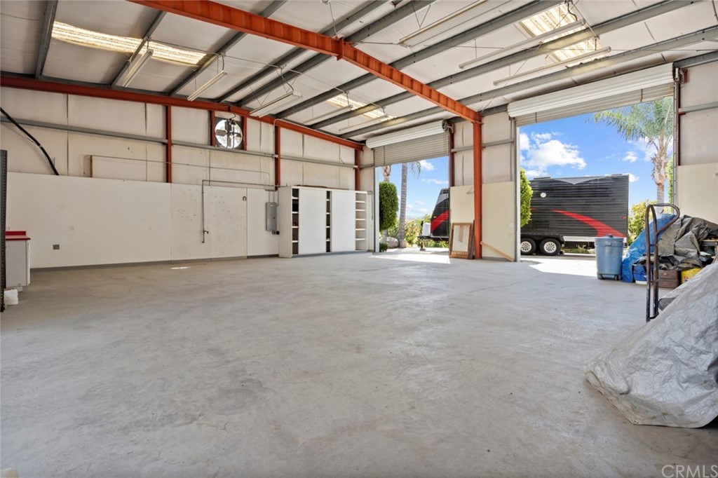 17850 Vista Del Lago Drive Riverside, CA 92503 - Photo 8 of 43