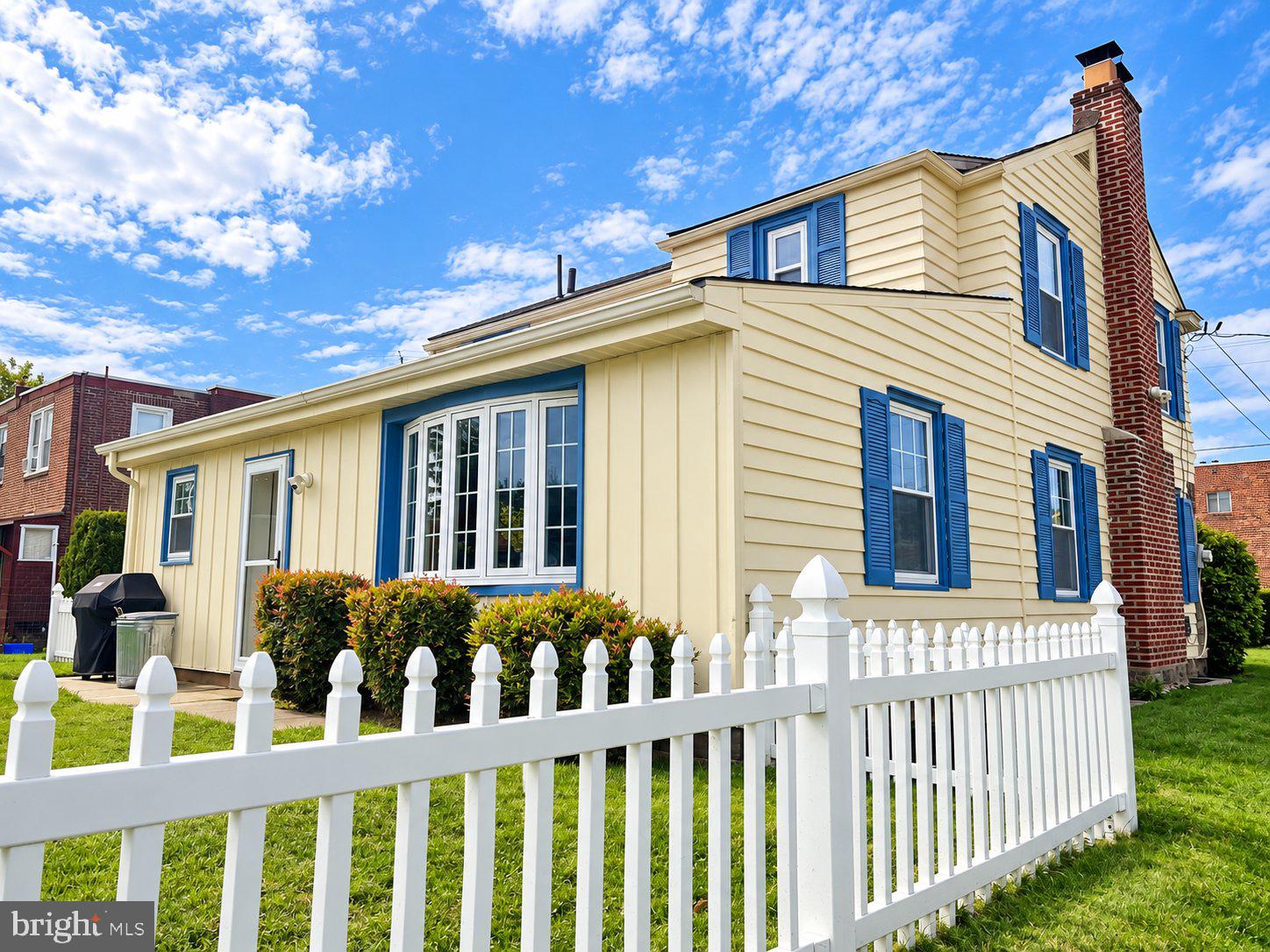 7329 Dungan Road Philadelphia, PA 19111 - Photo 4 of 27 Gallery Image 4