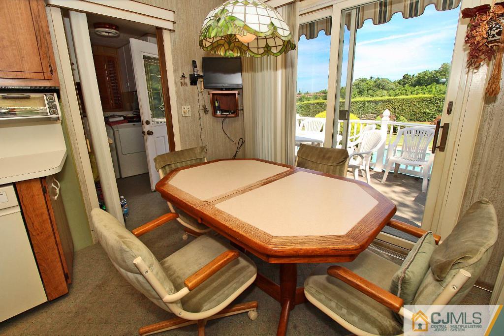 212 Winding Road Iselin, NJ 08830 - Photo 13 of 25 Gallery Image 13