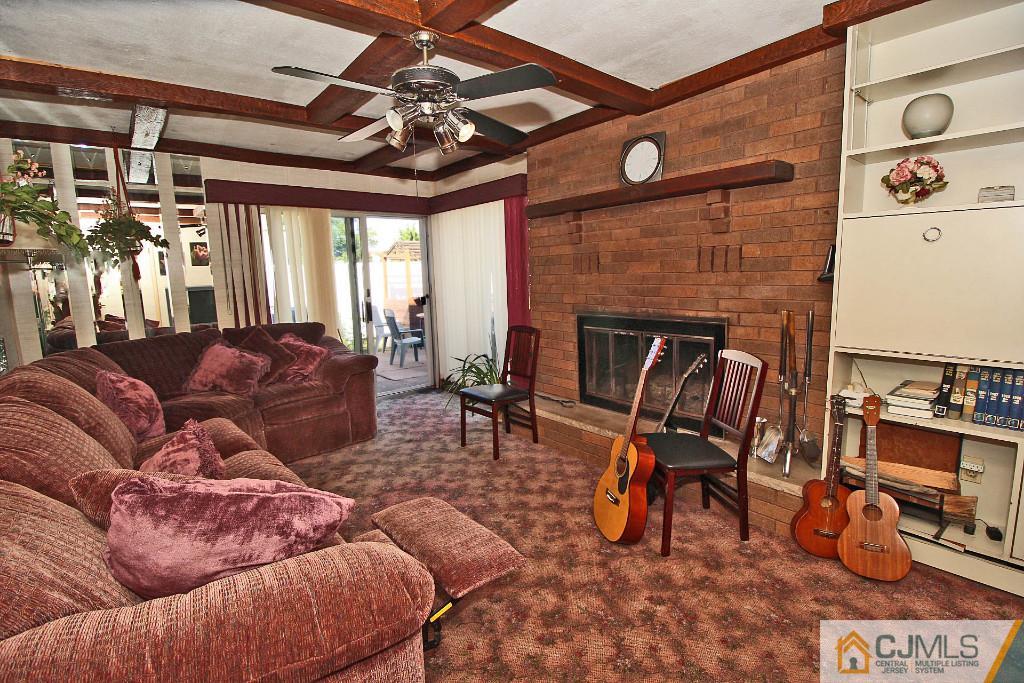 212 Winding Road Iselin, NJ 08830 - Photo 15 of 25 Gallery Image 15