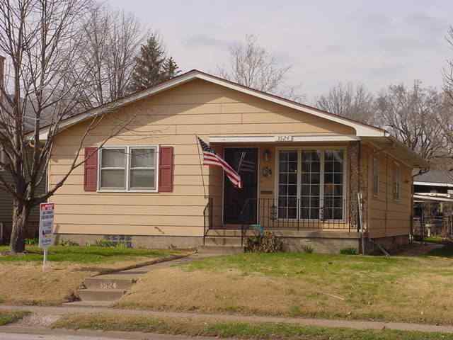 3524 Rockingham Road Davenport, IA 52802 - Photo 1 of 9 Gallery Image 1
