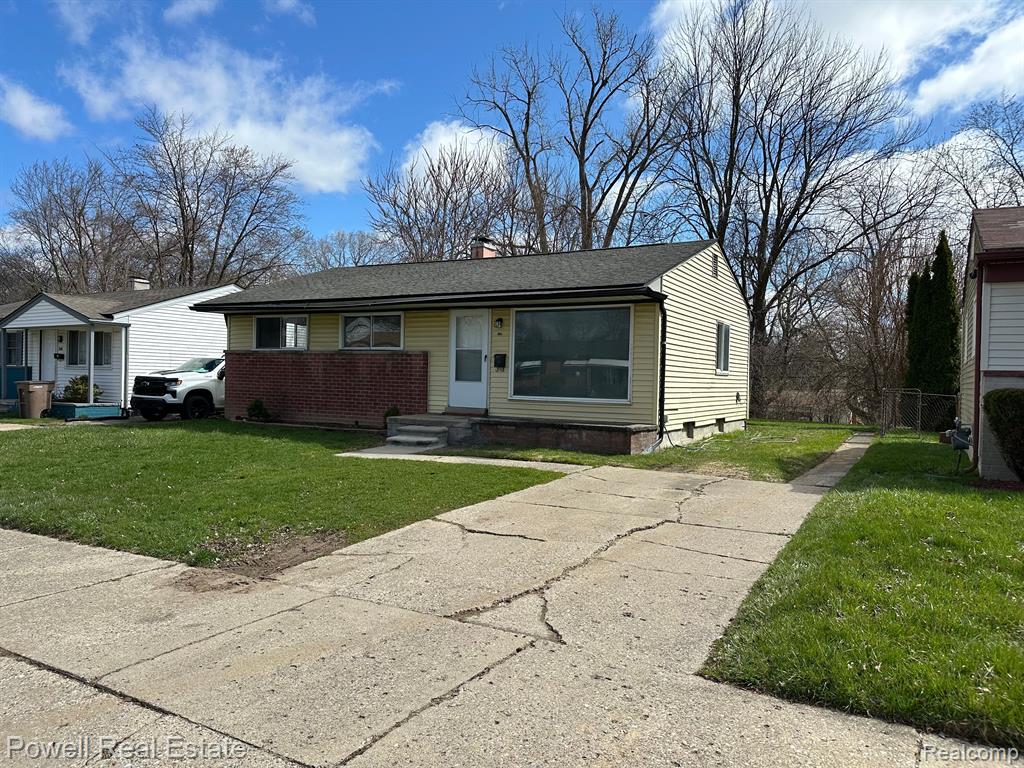 196 Carr Street Pontiac, MI 48342 - Photo 3 of 24