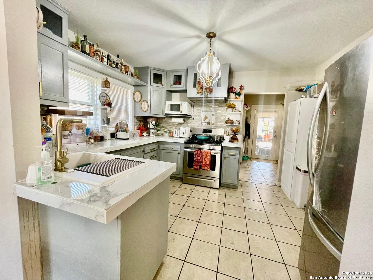 941 Ripford Street San Antonio, TX 78225 - Photo 16 of 32