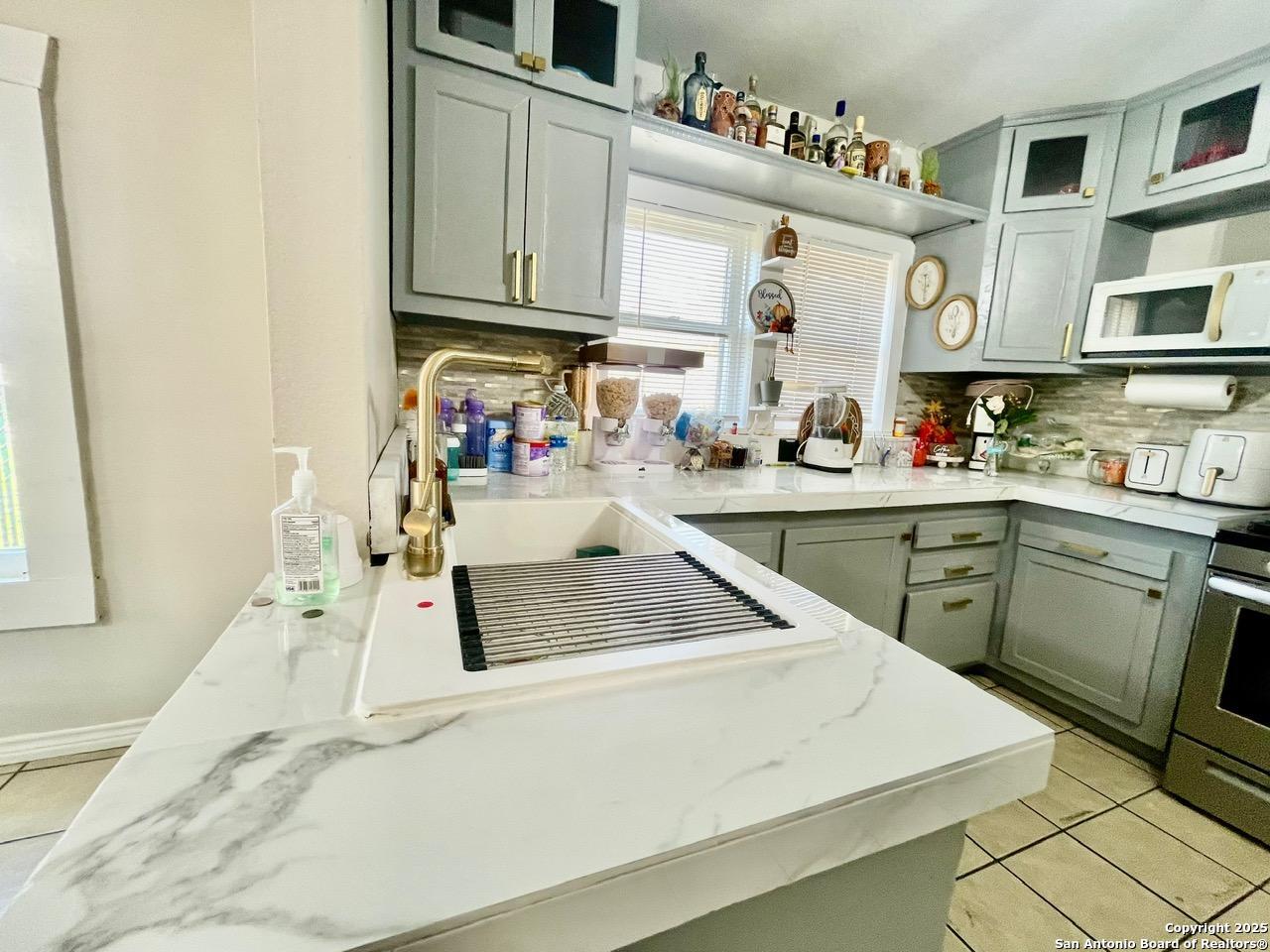 941 Ripford Street San Antonio, TX 78225 - Photo 17 of 32