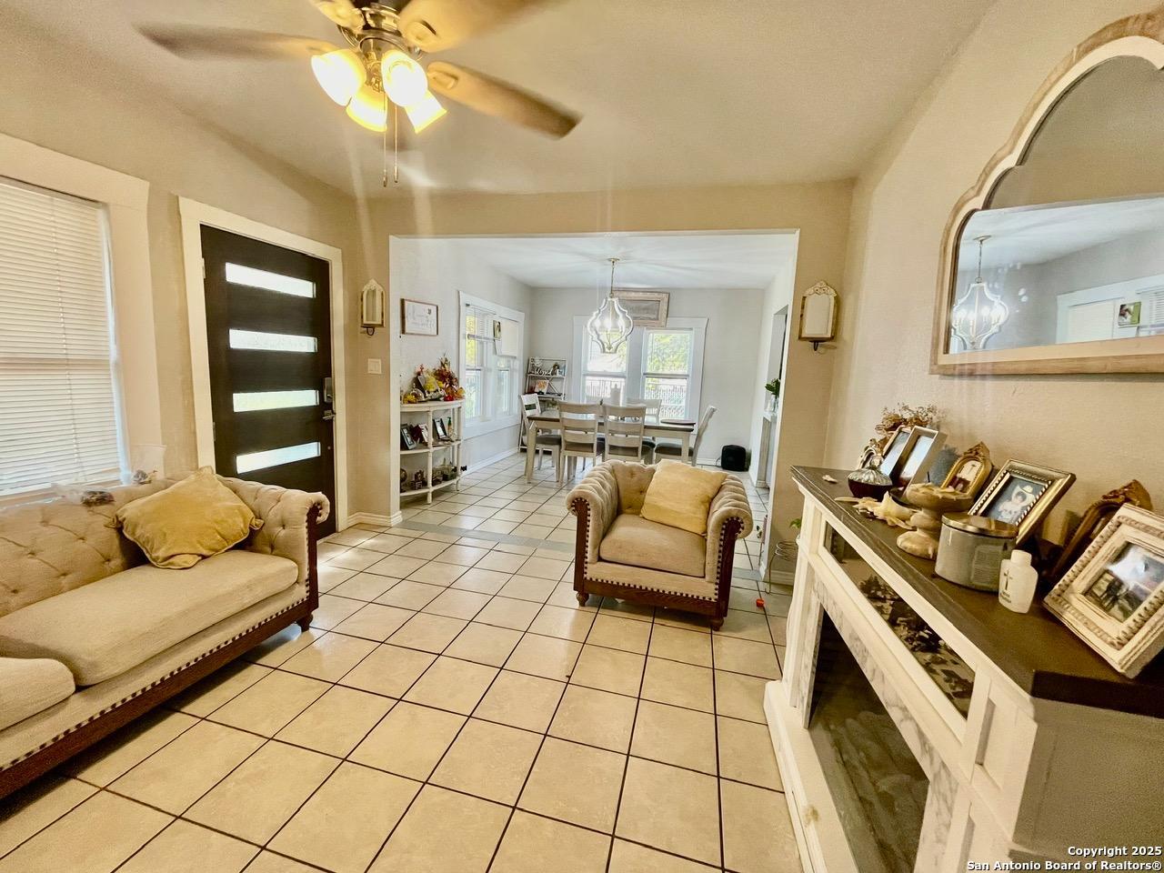 941 Ripford Street San Antonio, TX 78225 - Photo 10 of 32