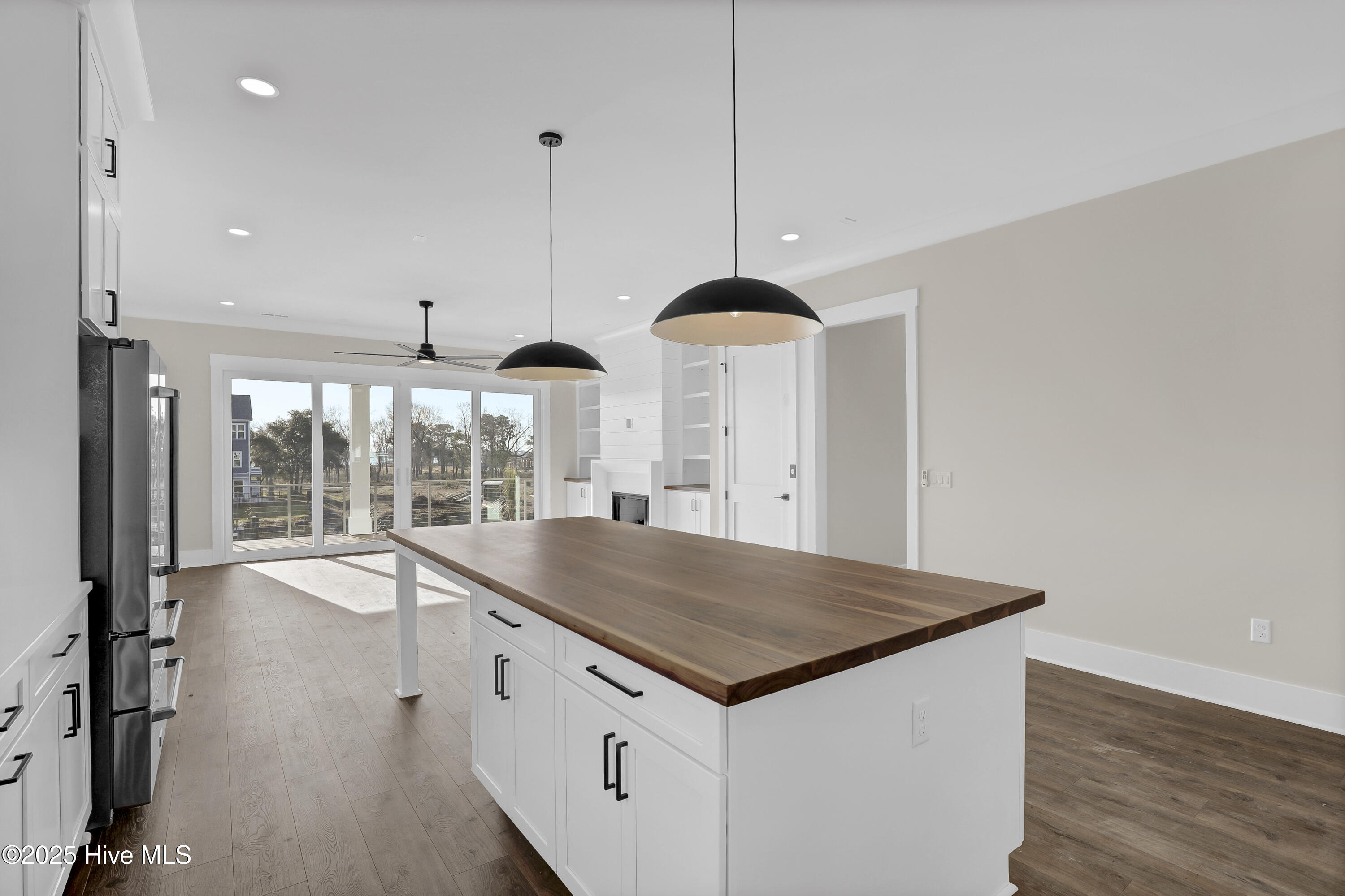 401 Salt Mdw Court Holly Ridge, NC 28445 - Photo 5 of 47 6G8A1795