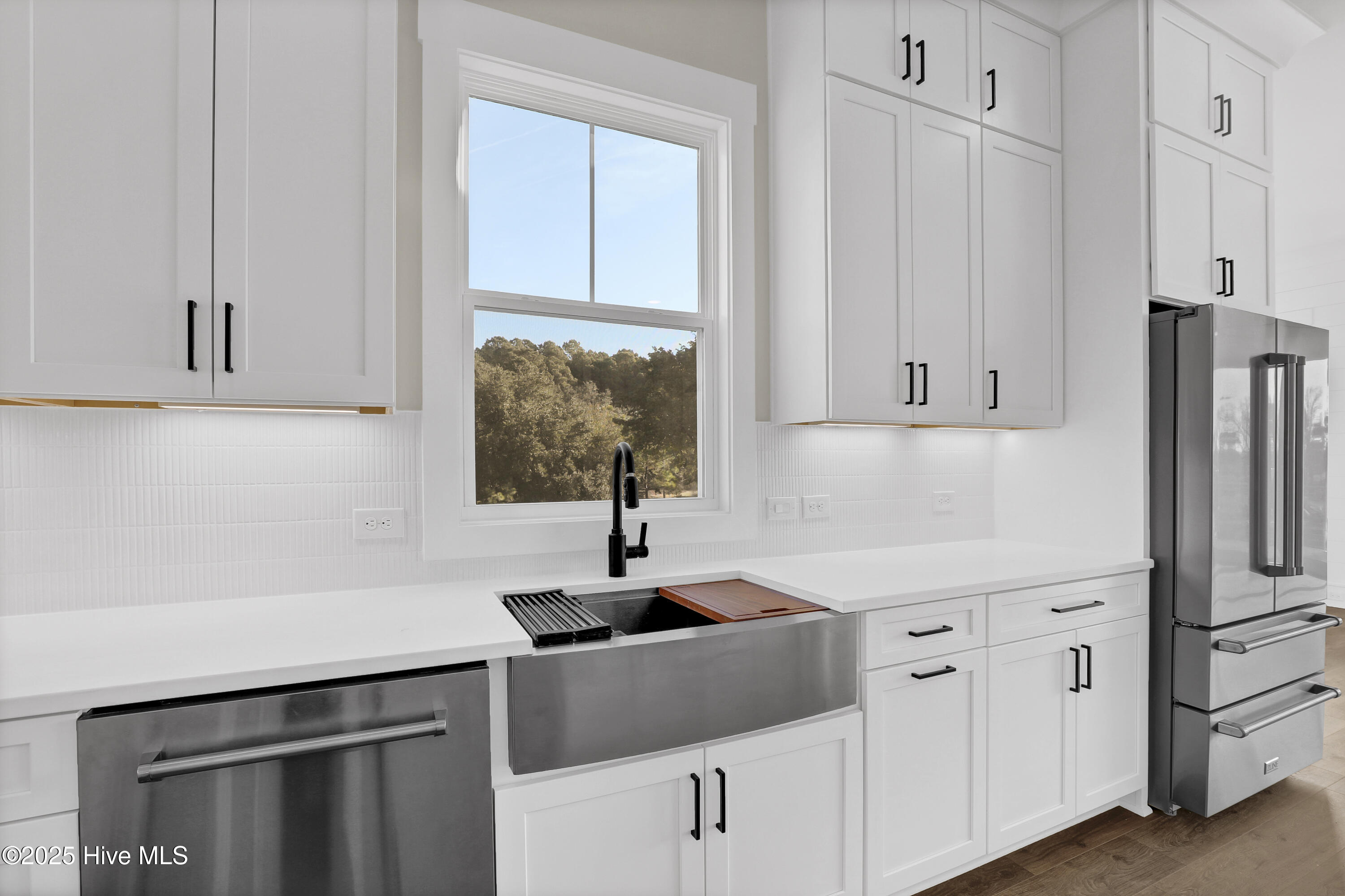 401 Salt Mdw Court Holly Ridge, NC 28445 - Photo 7 of 47 6G8A1804