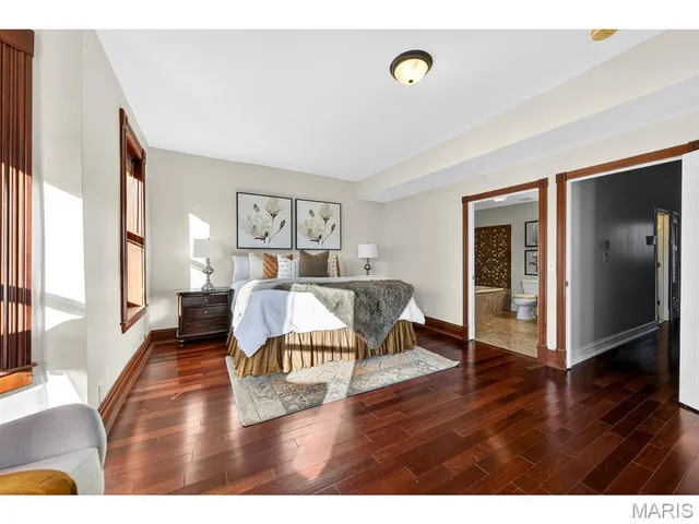 $599,900 | 4257 Maryland Avenue, St. Louis, MO 63108