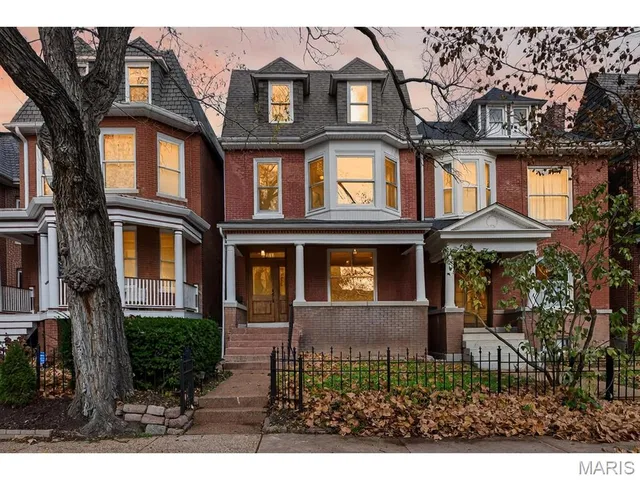 $599,900 | 4257 Maryland Avenue, St. Louis, MO 63108