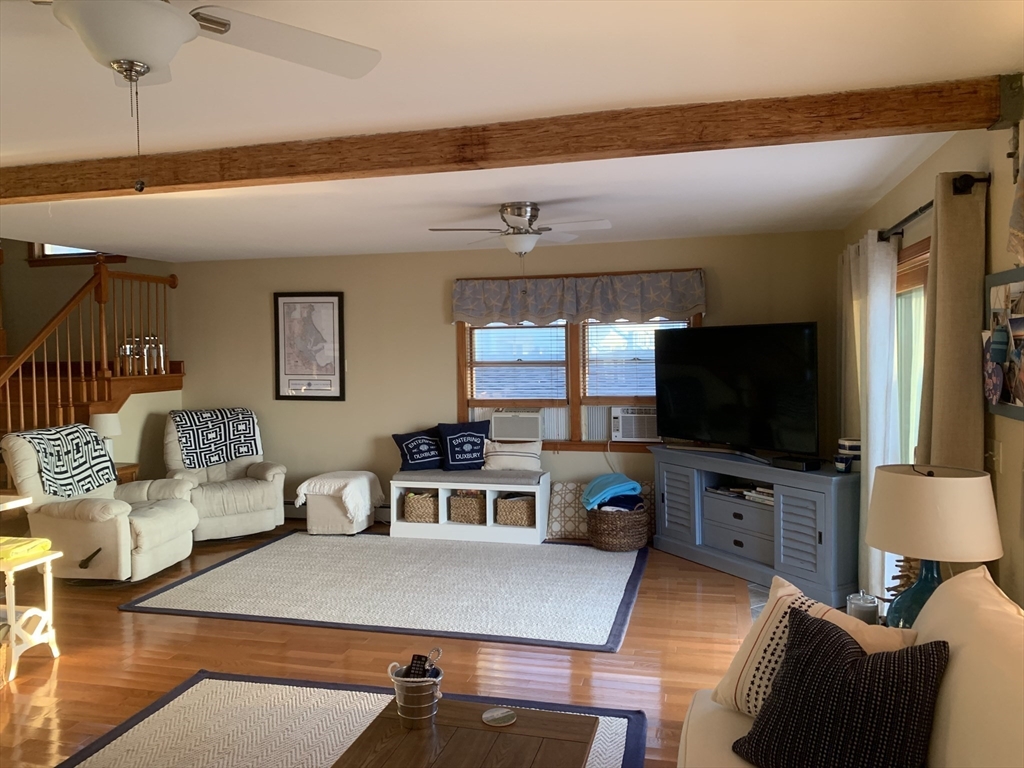 61 Ocean Road North Duxbury, MA 02332 - Photo 4 of 14