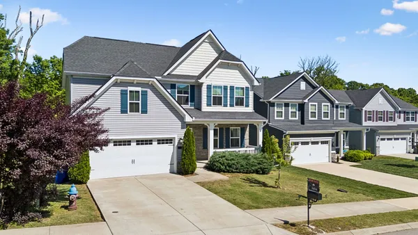 $585,000 | 3404 Woodcrest Court, Columbia, TN 38401