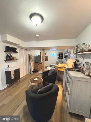 $710,000 | 2120 South Lowell Street, Arlington, VA 22204