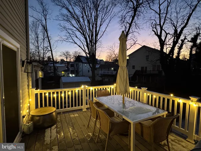 $710,000 | 2120 South Lowell Street, Arlington, VA 22204