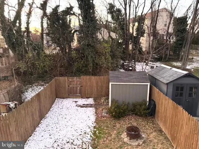 $710,000 | 2120 South Lowell Street, Arlington, VA 22204