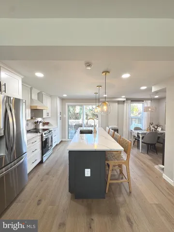 $710,000 | 2120 South Lowell Street, Arlington, VA 22204