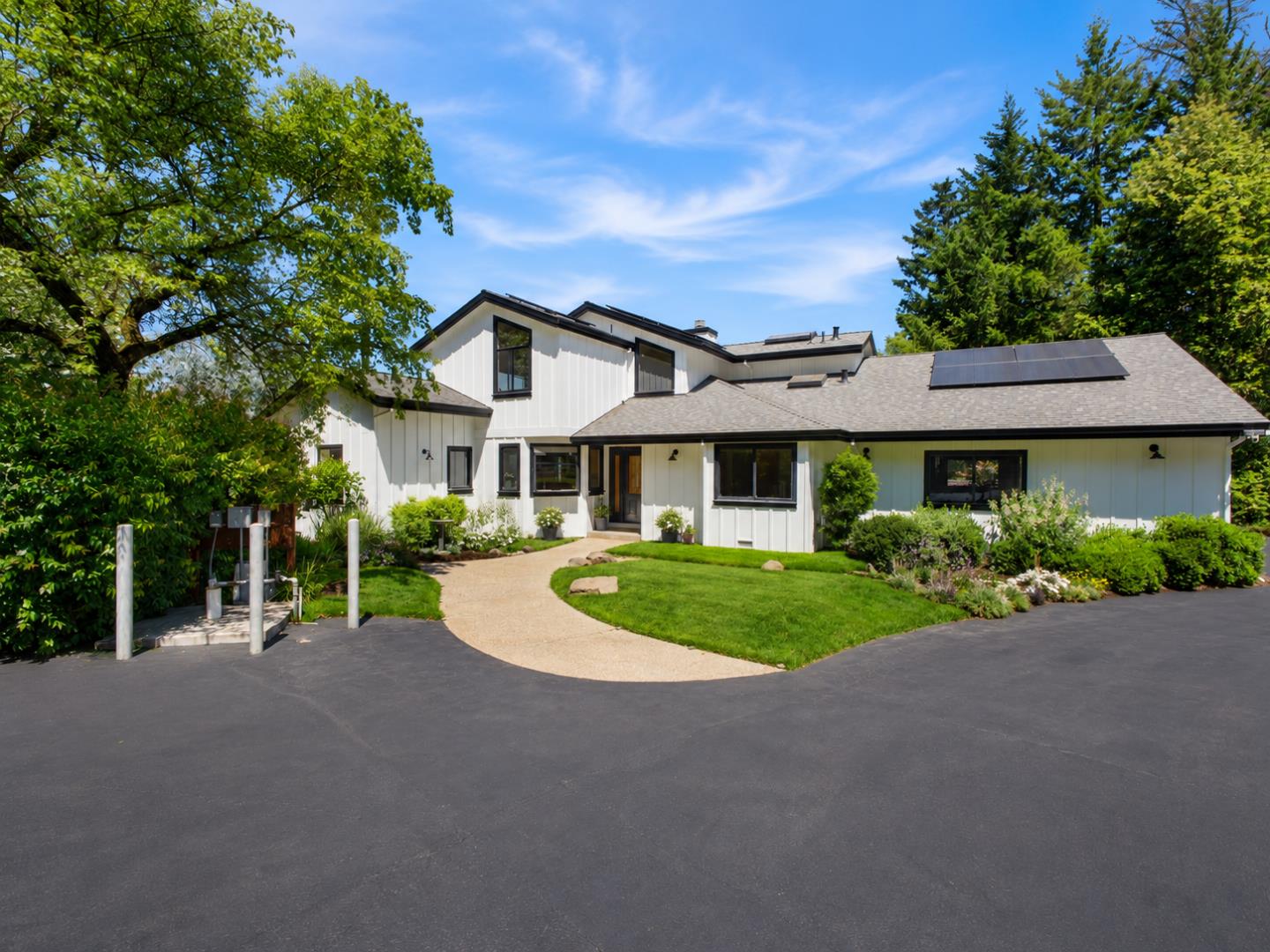 17575 Mountain Charlie Road Los Gatos, CA 95033 - Photo 3 of 62 Gallery Image 3