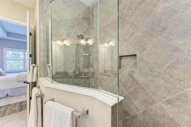 $5,000 | 367 Compass Point Drive, Unit 201, Bradenton, FL 34209