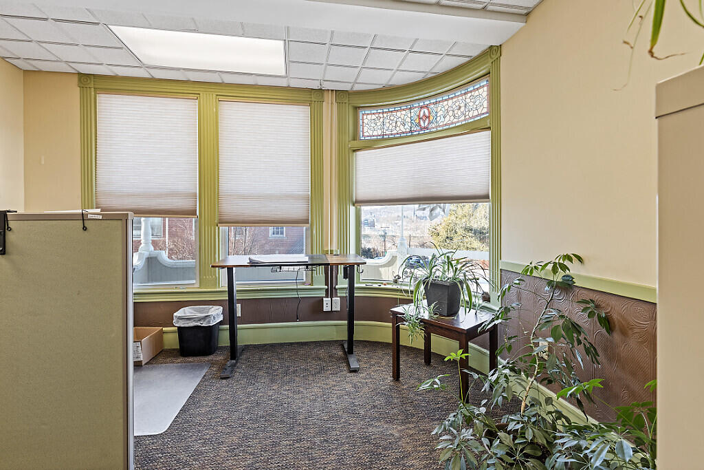 16 East Chestnut Street Augusta, ME 04330 - Photo 14 of 65 39_BP5A0231_DxO_mls