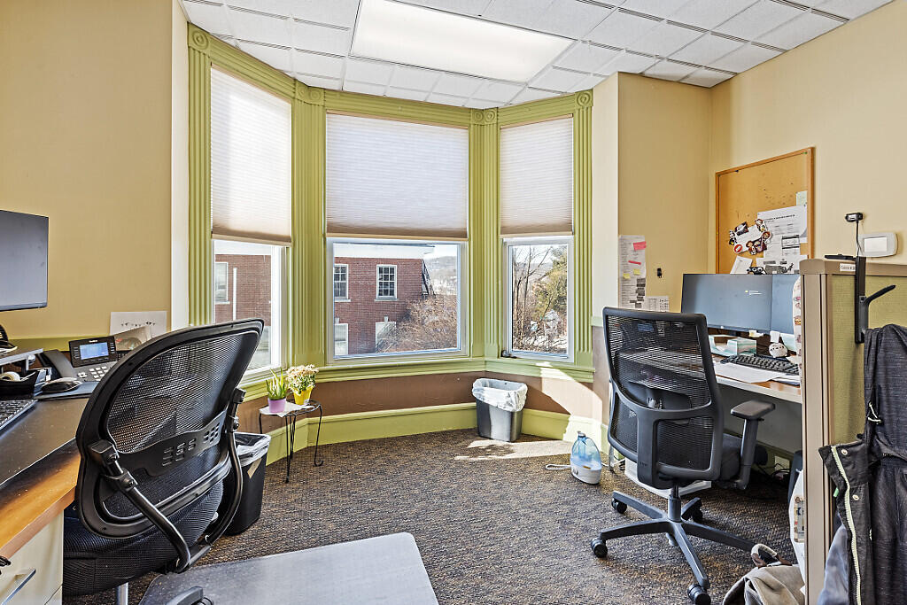 16 East Chestnut Street Augusta, ME 04330 - Photo 17 of 65 38_BP5A0228_DxO_mls