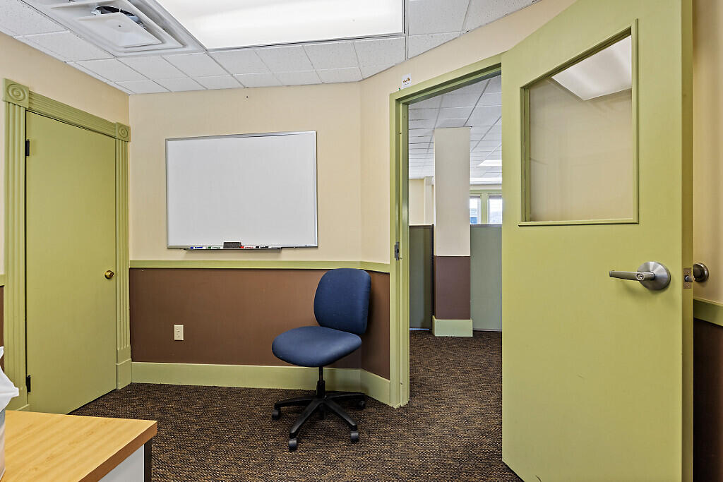 16 East Chestnut Street Augusta, ME 04330 - Photo 29 of 65 32_BP5A0210_DxO_mls