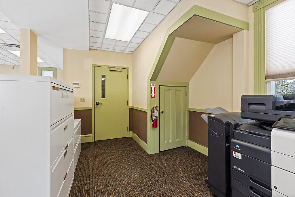 16 East Chestnut Street Augusta, ME 04330 - Photo 32 of 65 44_BP5A0246_DxO_mls