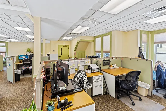 $299,000 | 16 East Chestnut Street, Augusta, ME 04330