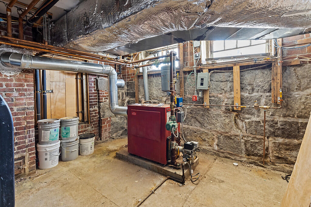 16 East Chestnut Street Augusta, ME 04330 - Photo 60 of 65 63_BP5A0303_DxO_mls