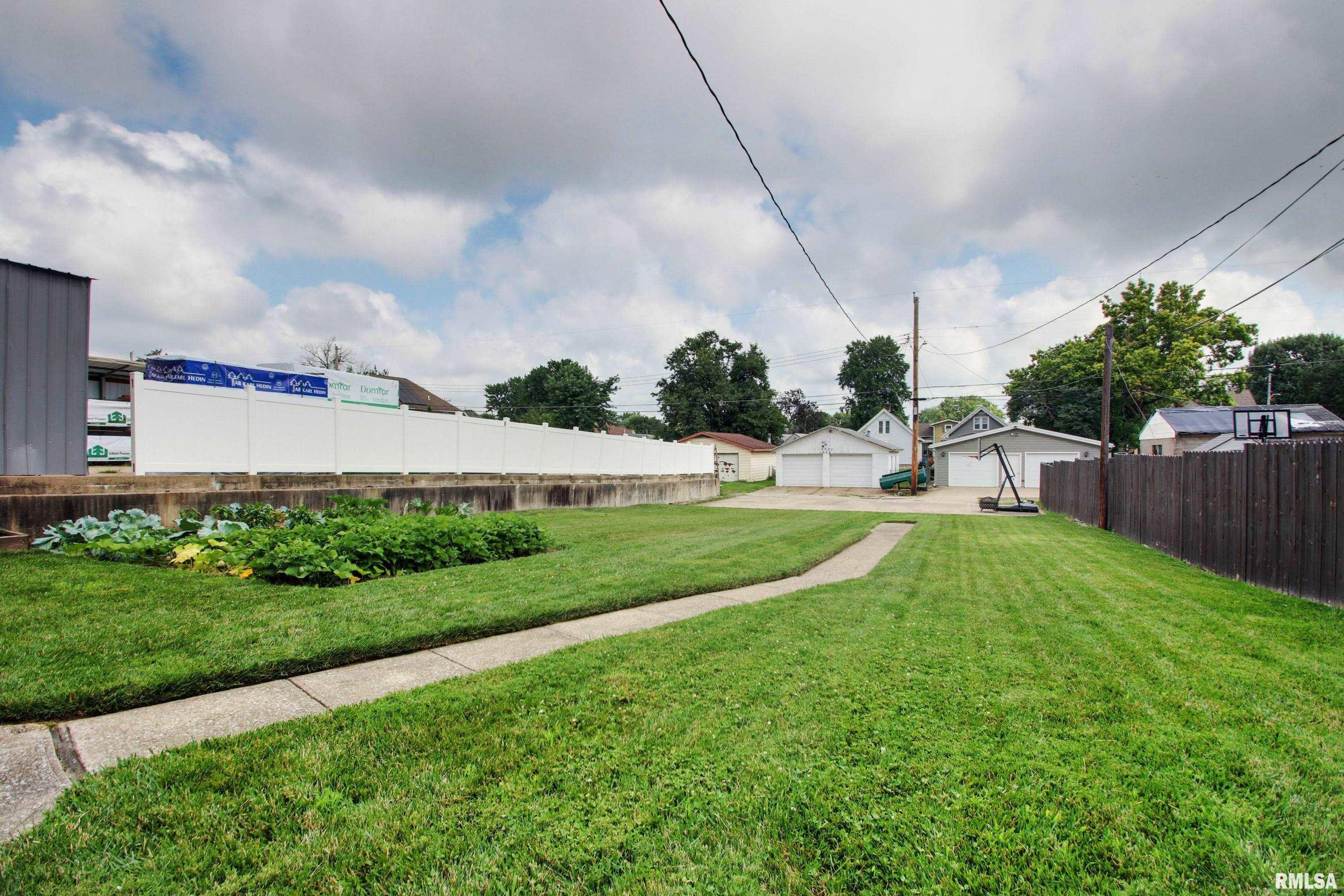 1621 Spring Street Quincy, IL 62301 - Photo 23 of 27
