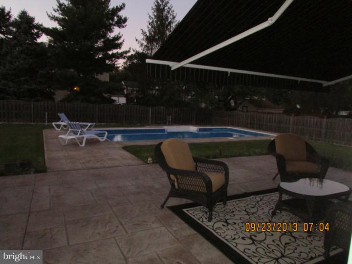 439 Denbign Road Langhorne, PA 19047 - Photo 8 of 25 Exterior Back