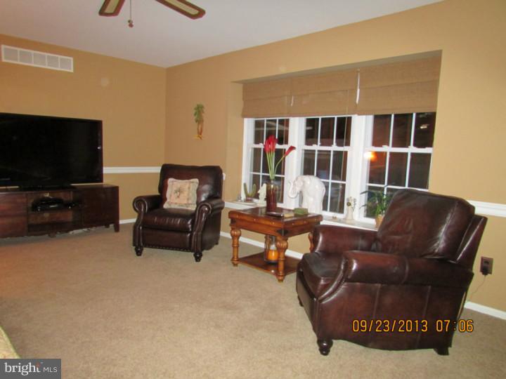 439 Denbign Road Langhorne, PA 19047 - Photo 10 of 25 Family Room