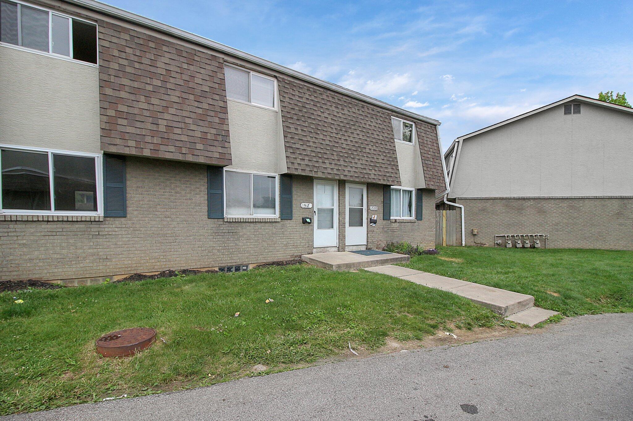 1918 Baldwin Road Reynoldsburg, OH 43068 - Photo 3 of 24 4-web-or-mls-1918-baldwin-rd