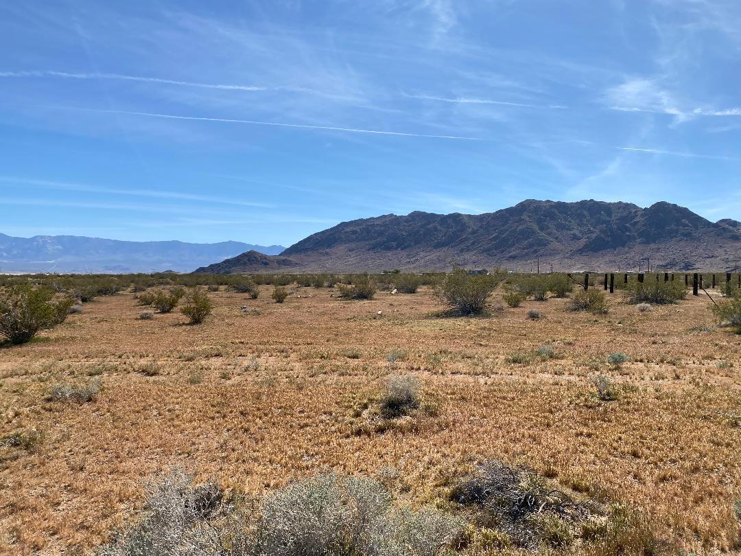 17651 Cattleman Road Lucerne Valley, CA 92356 - Photo 1 of 16 thumbnail (1)