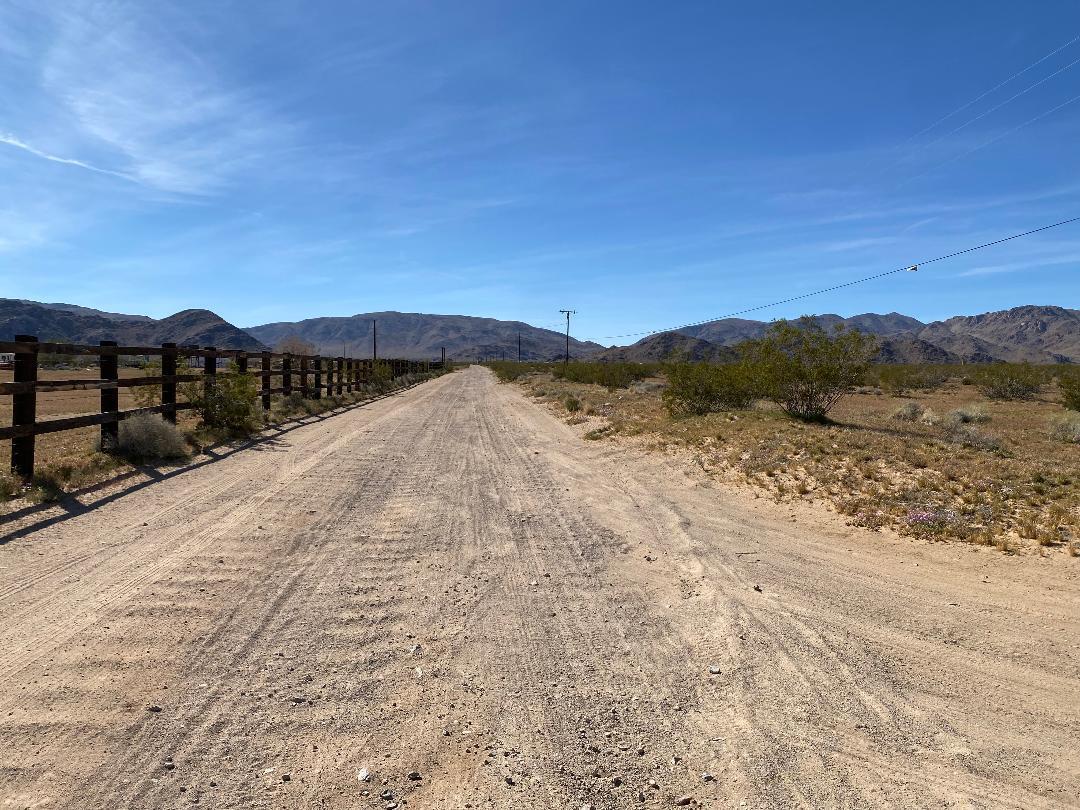 17651 Cattleman Road Lucerne Valley, CA 92356 - Photo 15 of 16 thumbnail (14)