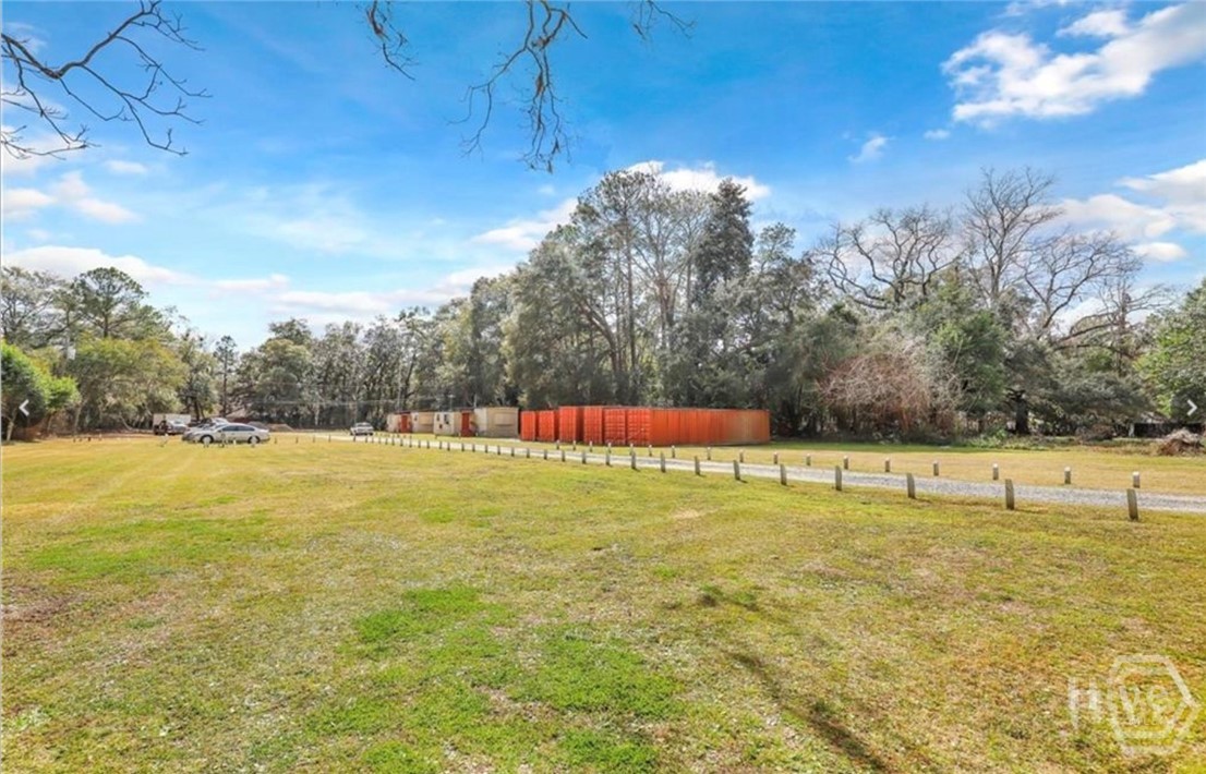 5013 B Ogeechee Road, Unit 10 Savannah, GA 31405 - Photo 9 of 10