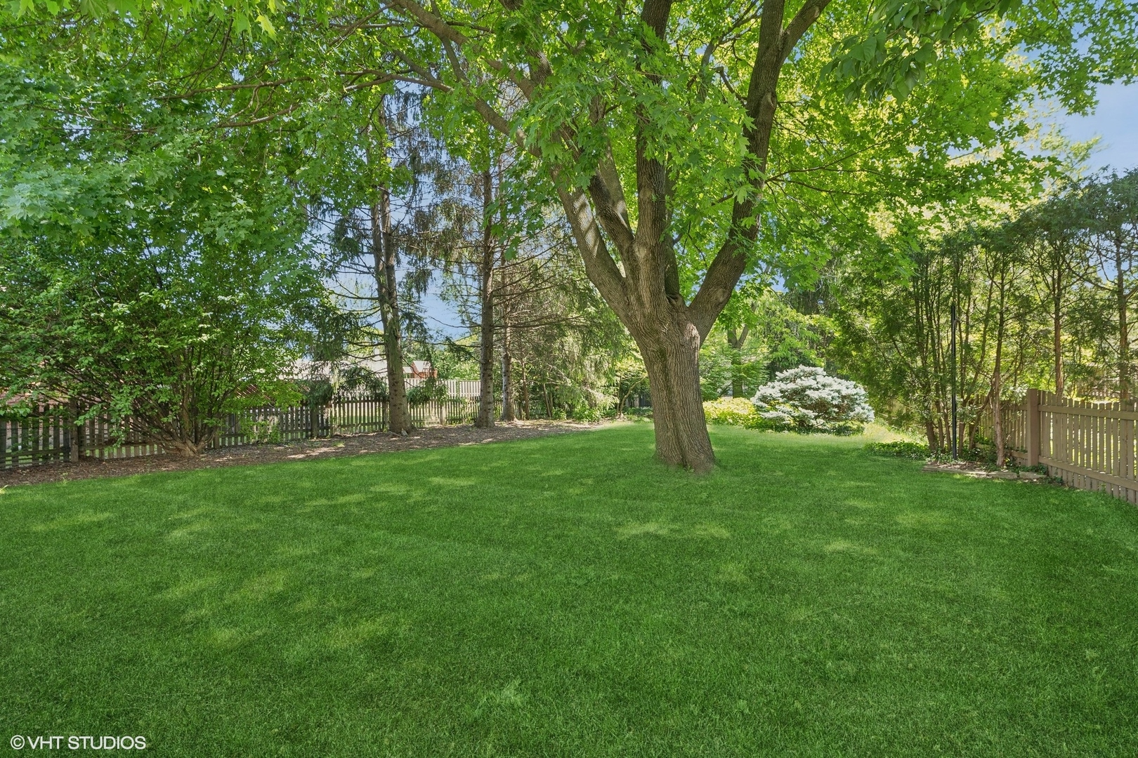 2305 Central Road Glenview, IL 60025 - Photo 21 of 26 Gallery Image 21