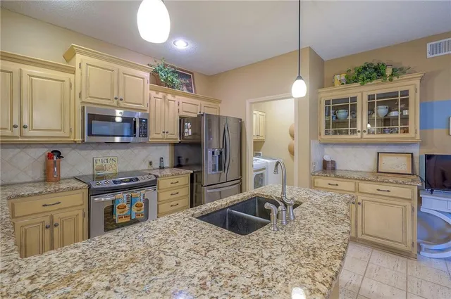 $435,000 | 6403 West 144th Street, Overland Park, KS 66223