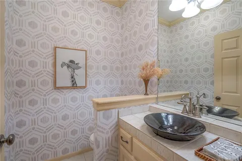 $435,000 | 6403 West 144th Street, Overland Park, KS 66223