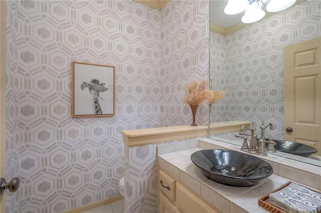 $435,000 | 6403 West 144th Street, Overland Park, KS 66223