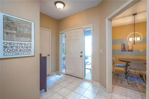 $435,000 | 6403 West 144th Street, Overland Park, KS 66223