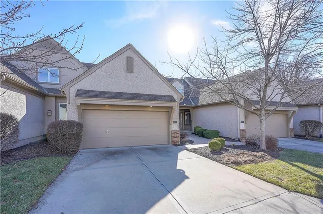 $435,000 | 6403 West 144th Street, Overland Park, KS 66223