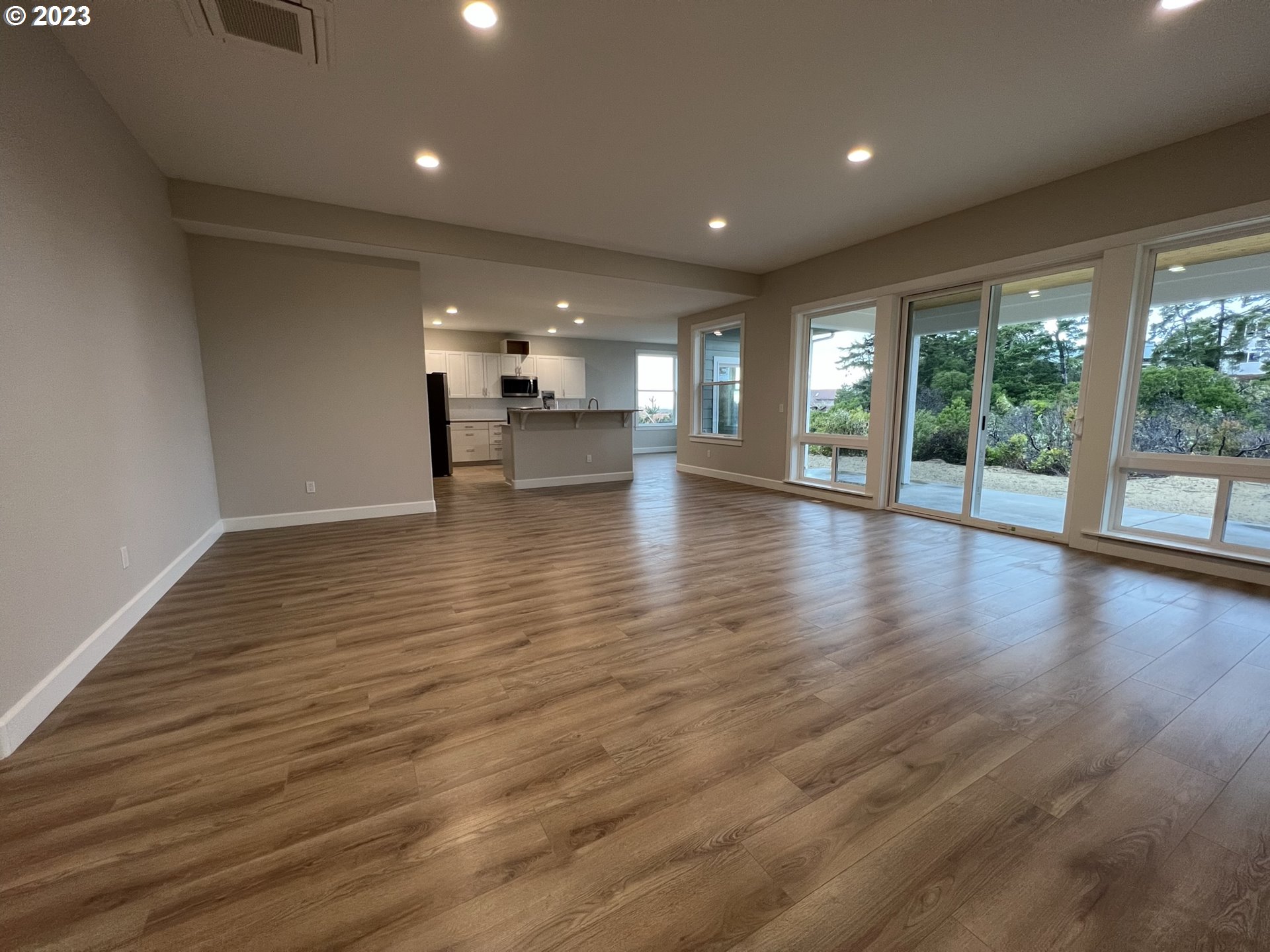 68 Sailors Ravine Court Florence, OR 97439 - Photo 6 of 42 Gallery Image 6