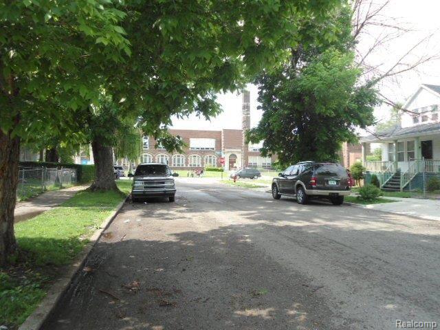 5693 Springwells Street Detroit, MI 48210 - Photo 2 of 18 DSC07584.JPG